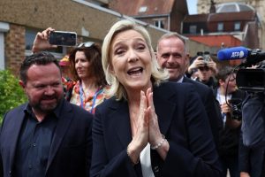 Γαλλικές εκλογές: «Θέλουμε την ησυχία μας» – Τι έχουν στο μυαλό τους οι ακροδεξιοί ψηφοφόροι της Λεπέν;