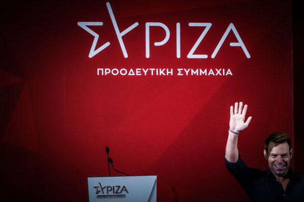 Ψήφισμα – τροχιοδεικτική βολή προς Κασσελάκη: Καταδικαστέες οι αναφορές σε «κουκουλοφόρους», «πραξικοπηματίες»