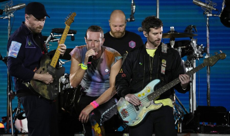 Jonny Buckland, Chris Martin, Will Champion, Guy Berryman