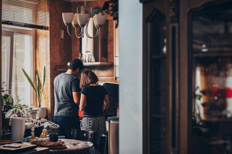 Άντρας απαιτεί από τη σύζυγό του λίστα με τις δουλειές του σπιτιού – «Δεν μπορώ να μαντεύω τι θέλει»