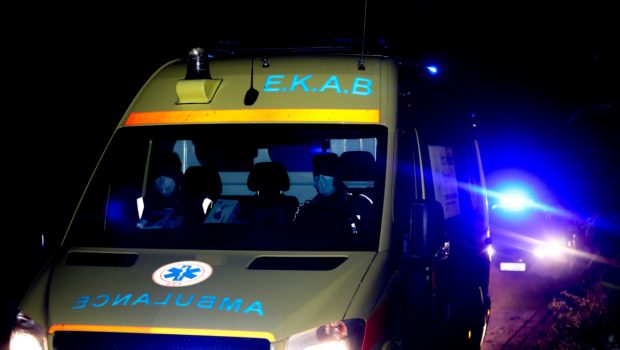 Εύβοια: 38χρονος μαχαίρωσε τον θείο του - Πήγε αιμόφυρτος στο καφενείο του χωριού να ζητήσει βοήθεια