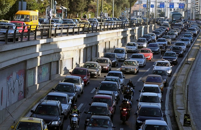 Ξεκινούν οι διασταυρώσεις για ανασφάλιστα και χωρίς ΚΤΕΟ οχήματα – News.gr