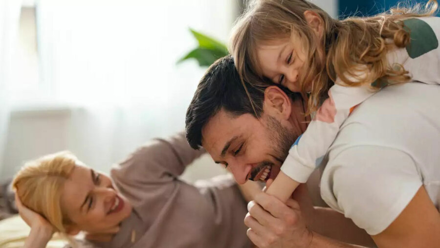 Πέντε πράγματα που δεν πρέπει να συζητάνε οι γονείς μπροστά στα παιδιά σύμφωνα με τους ψυχολόγους