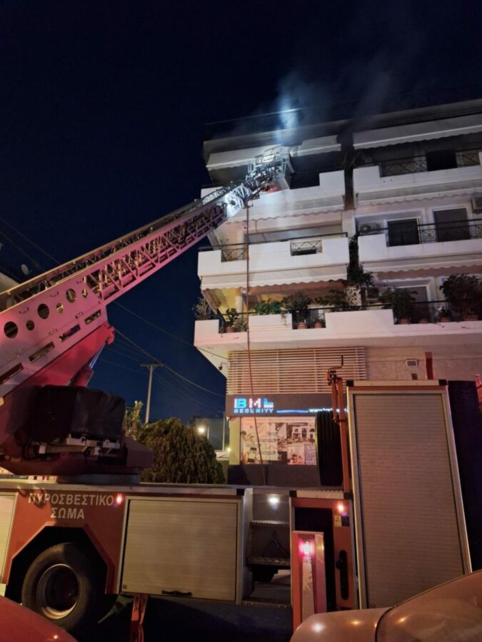 Φωτιά σε διαμέρισμα στο Μοσχάτο