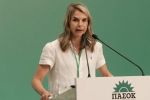 Μιλένα Αποστολάκη: Στη συνείδηση του κόσμου το ΠΑΣΟΚ είναι στη θέση της αξιωματικής αντιπολίτευσης εδώ και καιρό