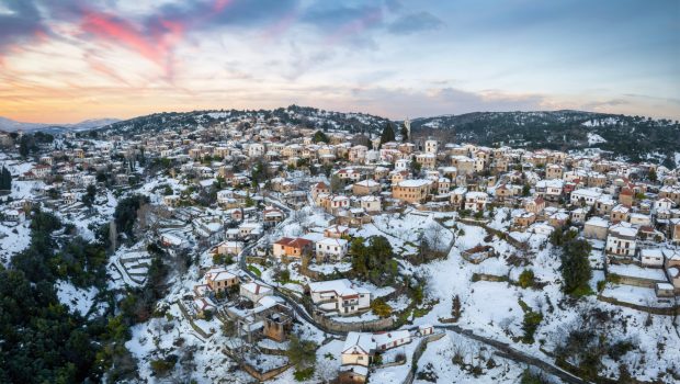 Κακοκαιρία «Elena»: Κατά τόπους βροχές και χιονοπτώσεις φέρνουν τα Χριστούγεννα