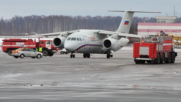 Ρωσία: Προσγειώθηκε με ασφάλεια το Boeing 737 που μετέφερε 173 επιβάτες