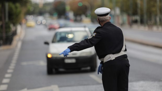 Κυκλοφοριακές ρυθμίσεις: Ποιοι δρόμοι κλείνουν στην Αθήνα για την κηδεία του Κώστα Σημίτη