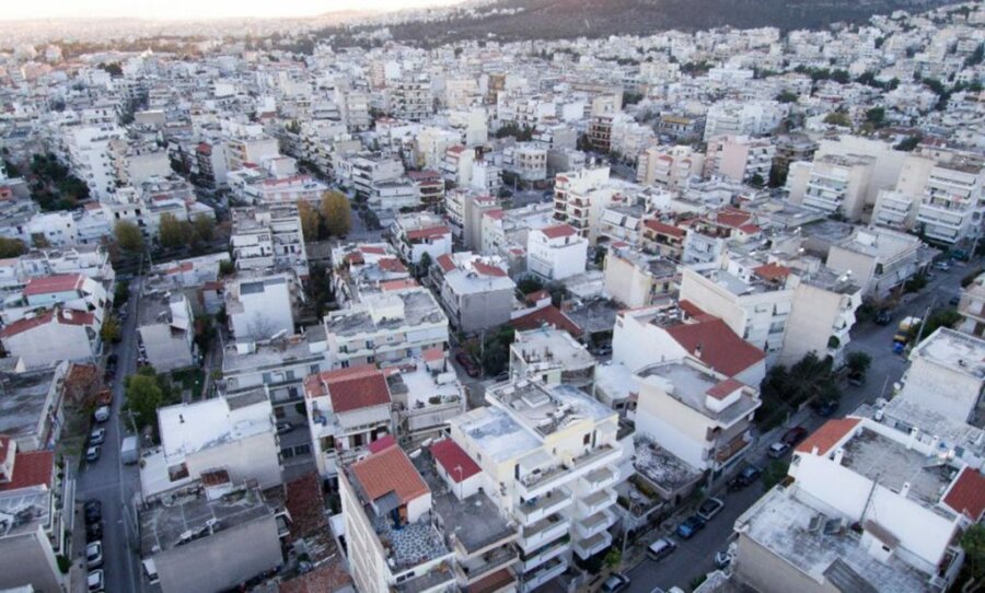 «Μπόνους» δόμησης: Νέα μάχη ανάμεσα στην Αποκεντρωμένη Διοίκηση και τον Δήμο Αλίμου