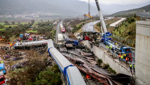 Τέμπη: «Τα ηχητικά διαρκούν ώρες» - Την παραίτηση των υπευθύνων ζητά ο Νίκος Πλακιάς