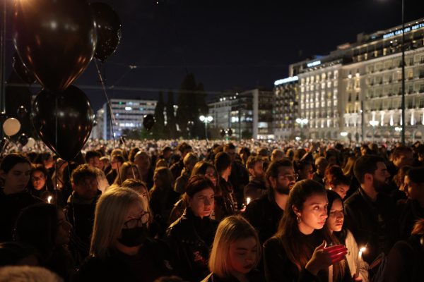 «Δεν έχω οξυγόνο»: ΣΥΡΙΖΑ, Νέα Αριστερά και Κασσελάκης καλούν στις συγκεντρώσεις για τα Τέμπη