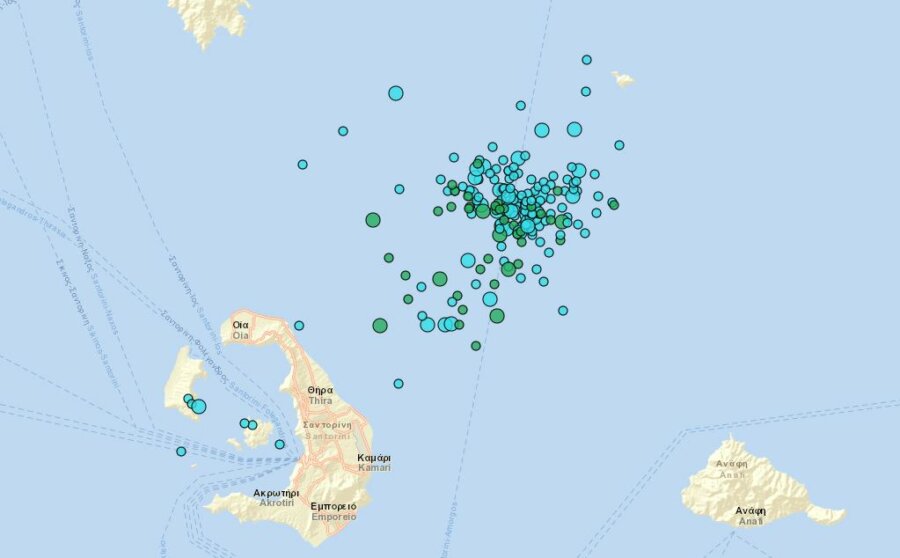 Έχει «ξυπνήσει» το ηφαίστειο της Σαντορίνης; Τι λένε οι επιστήμονες για τους δεκάδες σεισμούς
