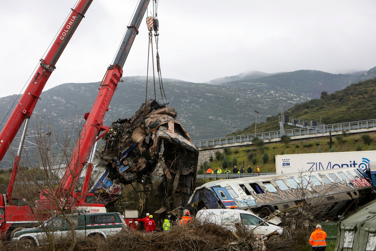 Τέμπη: Αμφισβητεί τη γνησιότητα των τριών βίντεο η πλευρά των θυμάτων - Τι θα δείξει η έφοδος της ΕΛ.ΑΣ.;