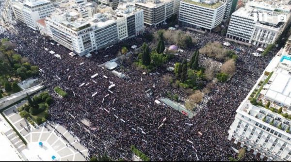 ΚΚΕ για Τέμπη: Η ΝΔ για να εμποδίσει το λαϊκό ρεύμα της 28 Φεβρουαρίου επιστρατεύει απειλές και συκοφαντία