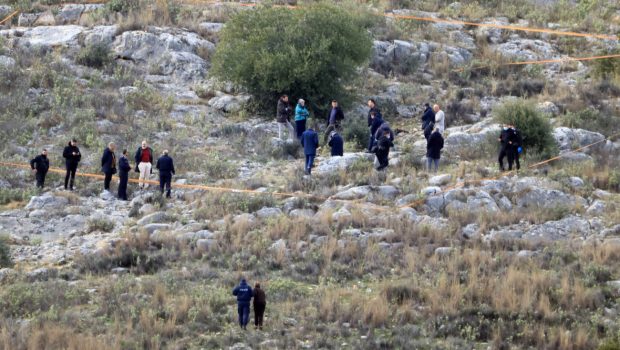 Βασίλης Καλογήρου: Συνεχίζονται οι έρευνες - «Το μόνο που έχει αποκλειστεί είναι η αυτοχειρία»