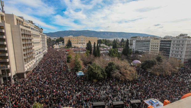 Τέμπη: Πληθαίνουν τα καλέσματα για την 28η Φεβρουαρίου - «Οι στρατιωτικοί να λάβουν μέρος στις συγκεντρώσεις»