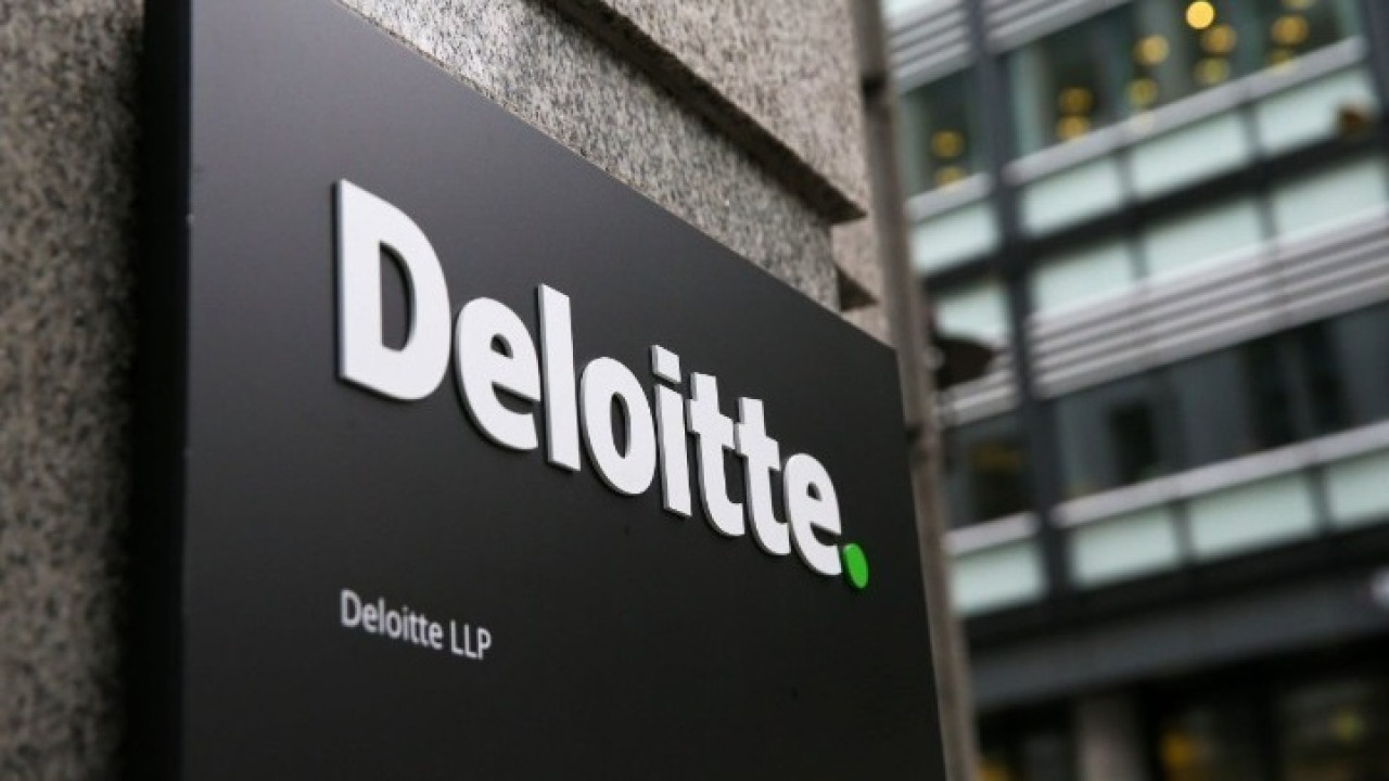 Deloitte: Νέο εργαλείο που αξιολογεί την AI ικανότητα των επιχειρήσεων