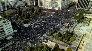 «Ασκήσεις ψυχραιμίας» από την κυβέρνηση