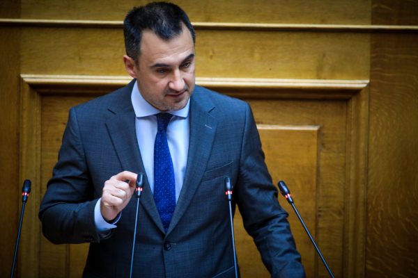 Χαρίτσης: Να συμφωνήσουμε από σήμερα σε πρόταση δυσπιστίας - Η Βουλή να ευθυγραμμιστεί με το λαϊκό αίσθημα