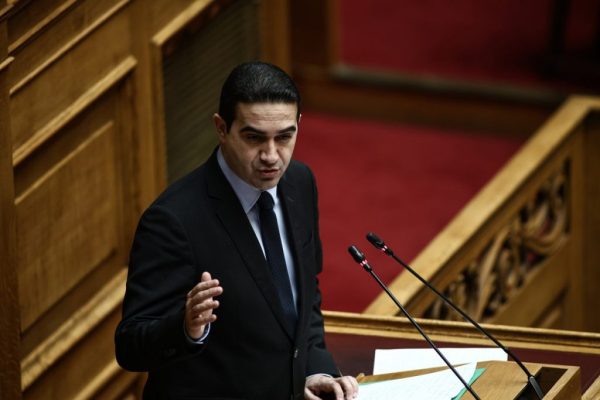 Κατρίνης για Δένδια: Η εθνική άμυνα δεν μπορεί να γίνεται πεδίο πολιτικών παιχνιδιών και προσωπικών στρατηγικών