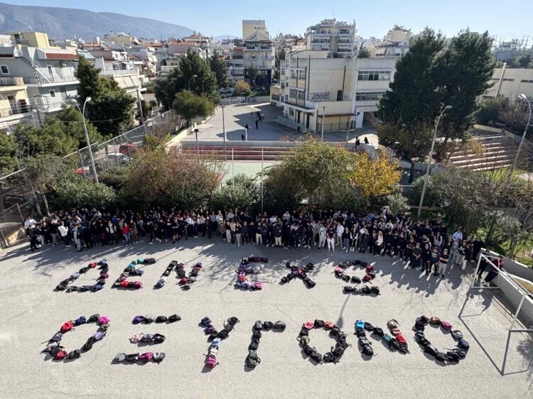 Γιατί θα κατέβω με τον γιο μου στη συγκέντρωση για τα Τέμπη