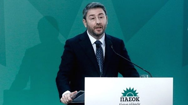 Ανδρουλάκης: Η Δημοκρατική Παράταξη έχει χρέος να αγωνιστεί για να αλλάξει ο τόπος σελίδα