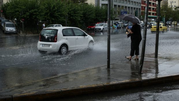 Καιρός: Νέο έκτακτο της ΕΜΥ - Μεγάλη πτώση της θερμοκρασίας, θυελλώδεις άνεμοι και χιόνια