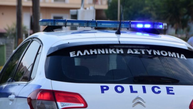 Γλυφάδα: Συνελήφθησαν 3 ανήλικοι ως μέλη συμμορίας - Στα χέρια της αστυνομίας και οι γονείς